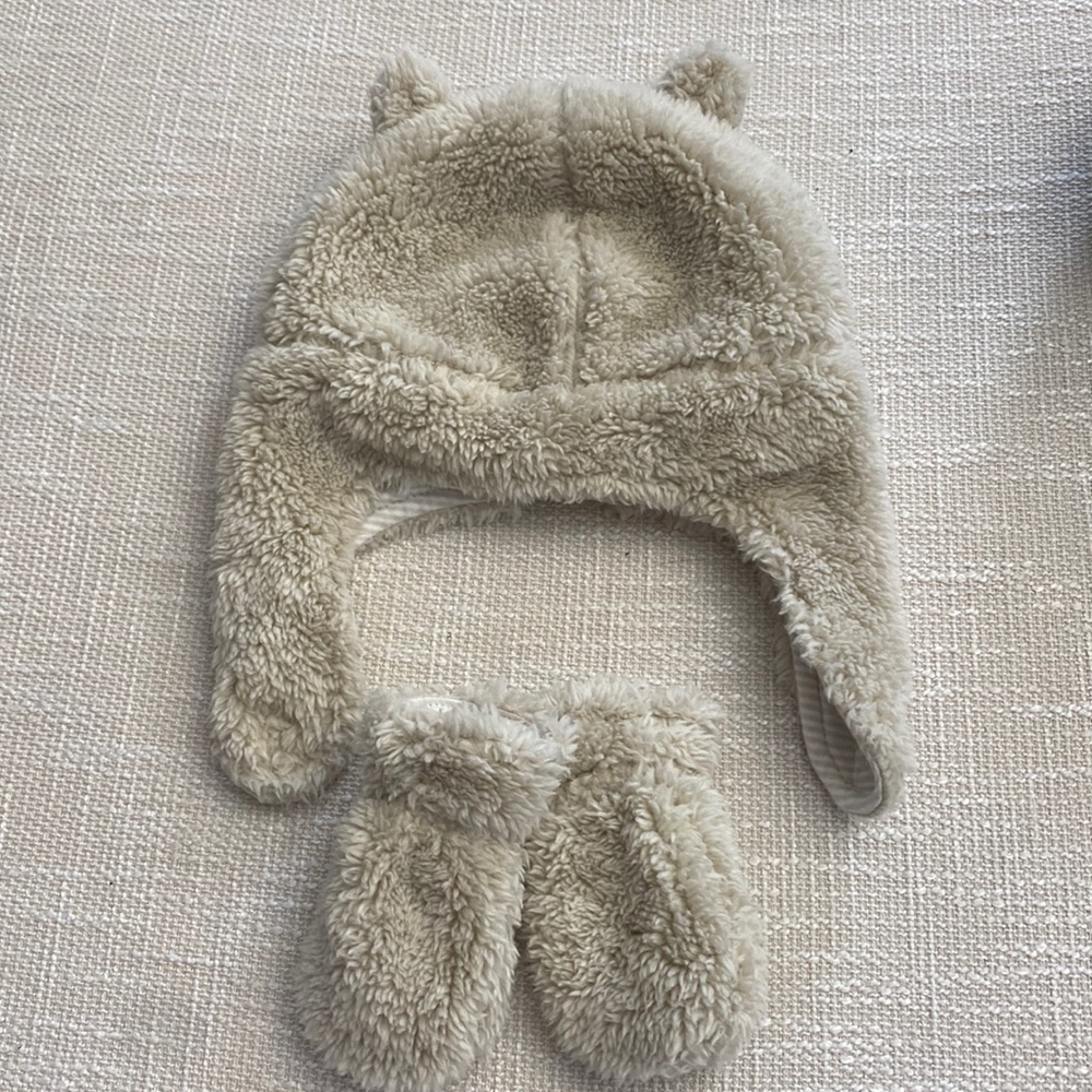 Winter fuzzy hat and mittens